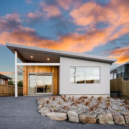 The Beach House Dunedin Exterior photo