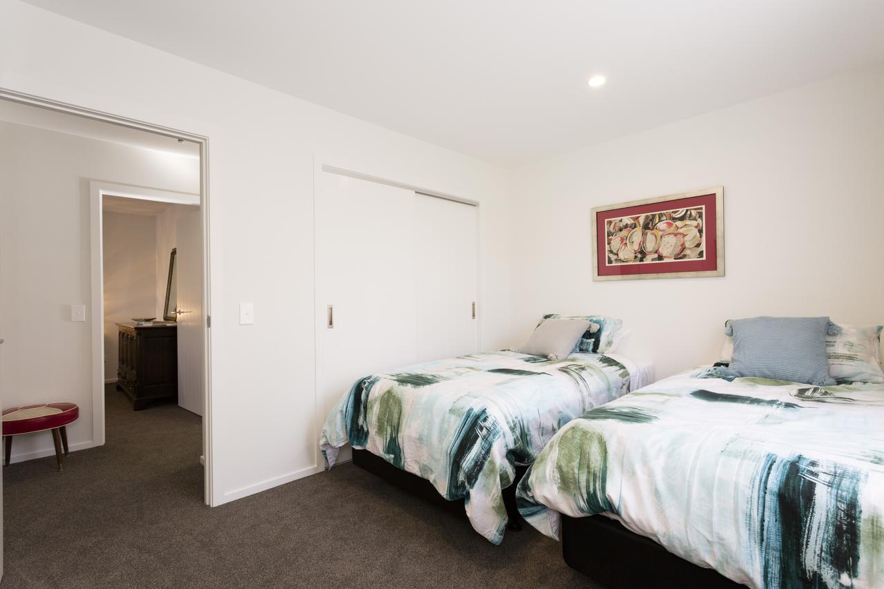 The Beach House Dunedin Exterior photo